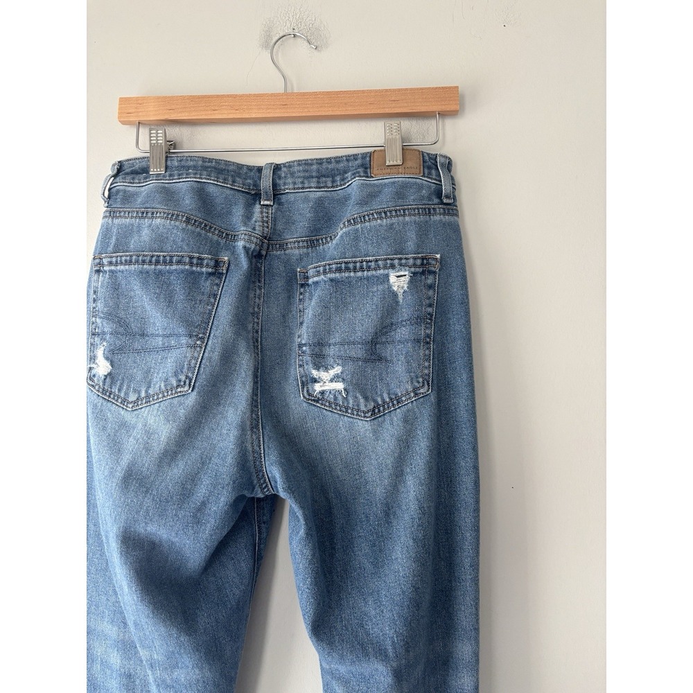 American Eagle Outfitters High Rise Distressed Mom Jeans‎ Comfort Stretch Sz 8 - Picture 5 of 8